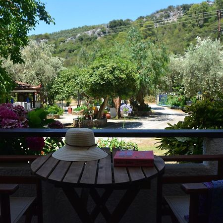 Spiros Rooms Panormos  Exterior foto