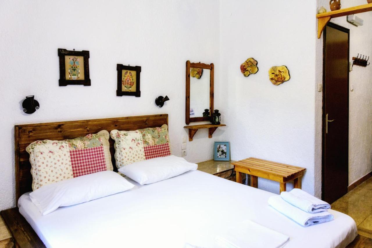 Spiros Rooms Panormos  Exterior foto
